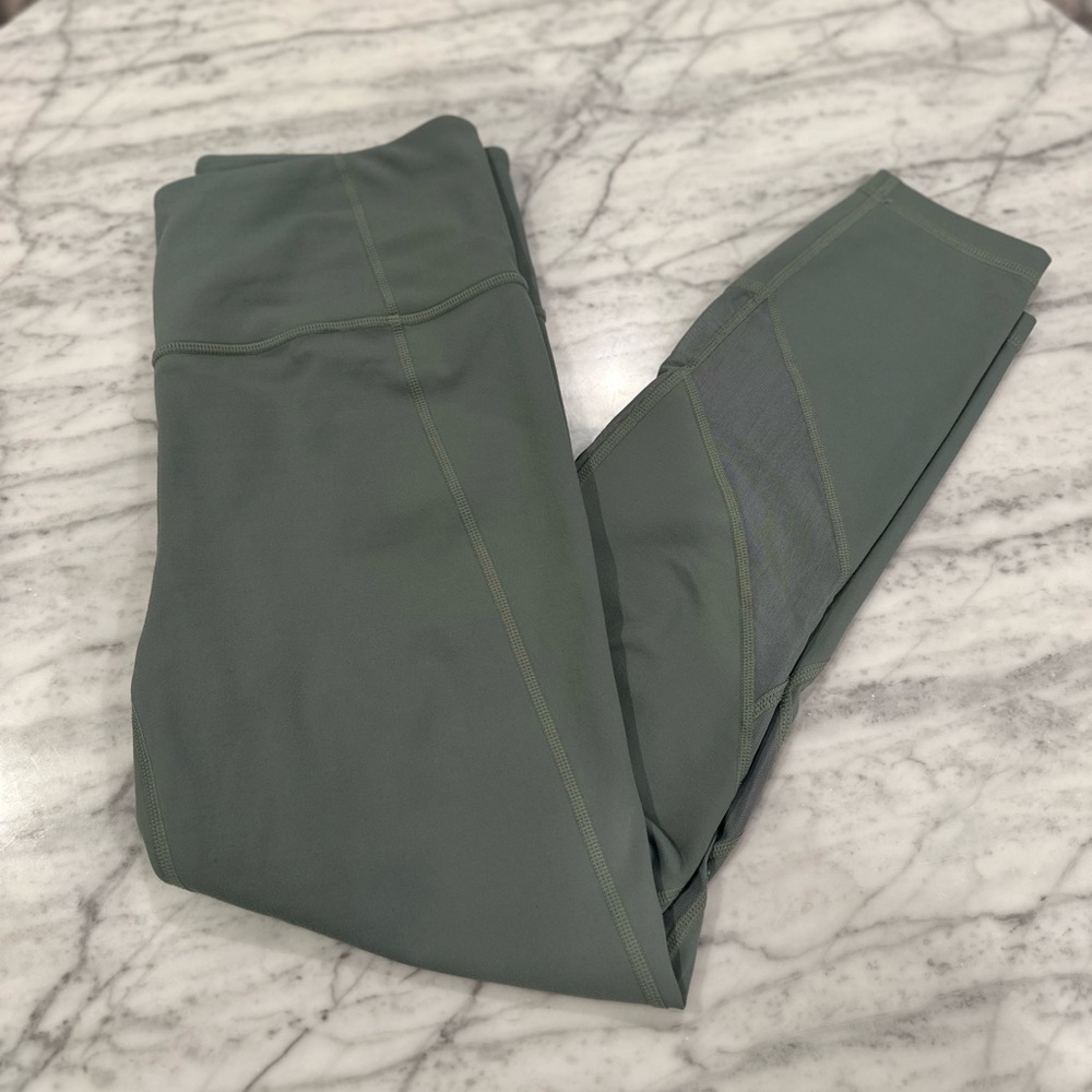 Athleta 7/8 Green Leggings